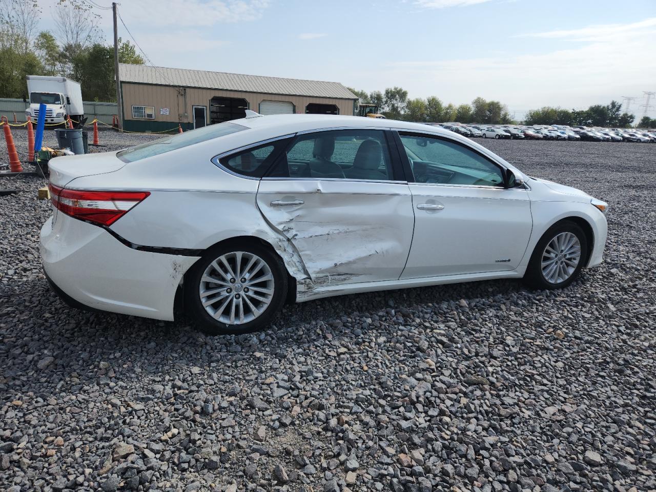 TOYOTA AVALON HYBRID
