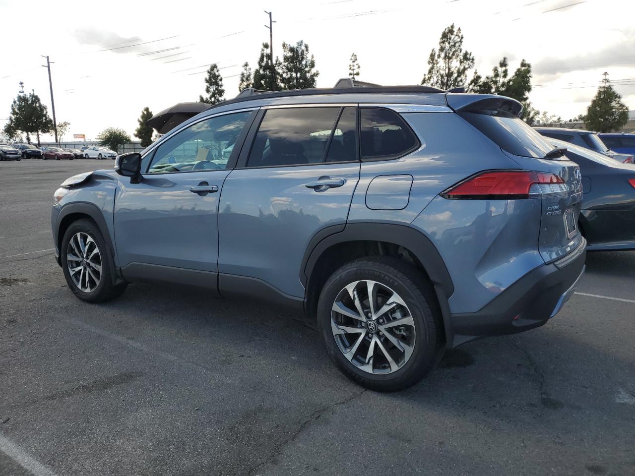 TOYOTA COROLLA CROSS XLE