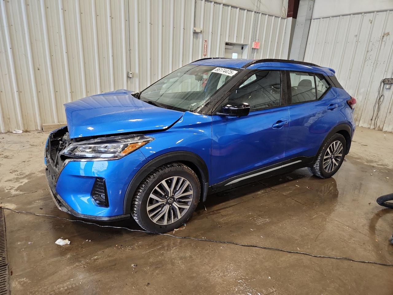 NISSAN KICKS SR