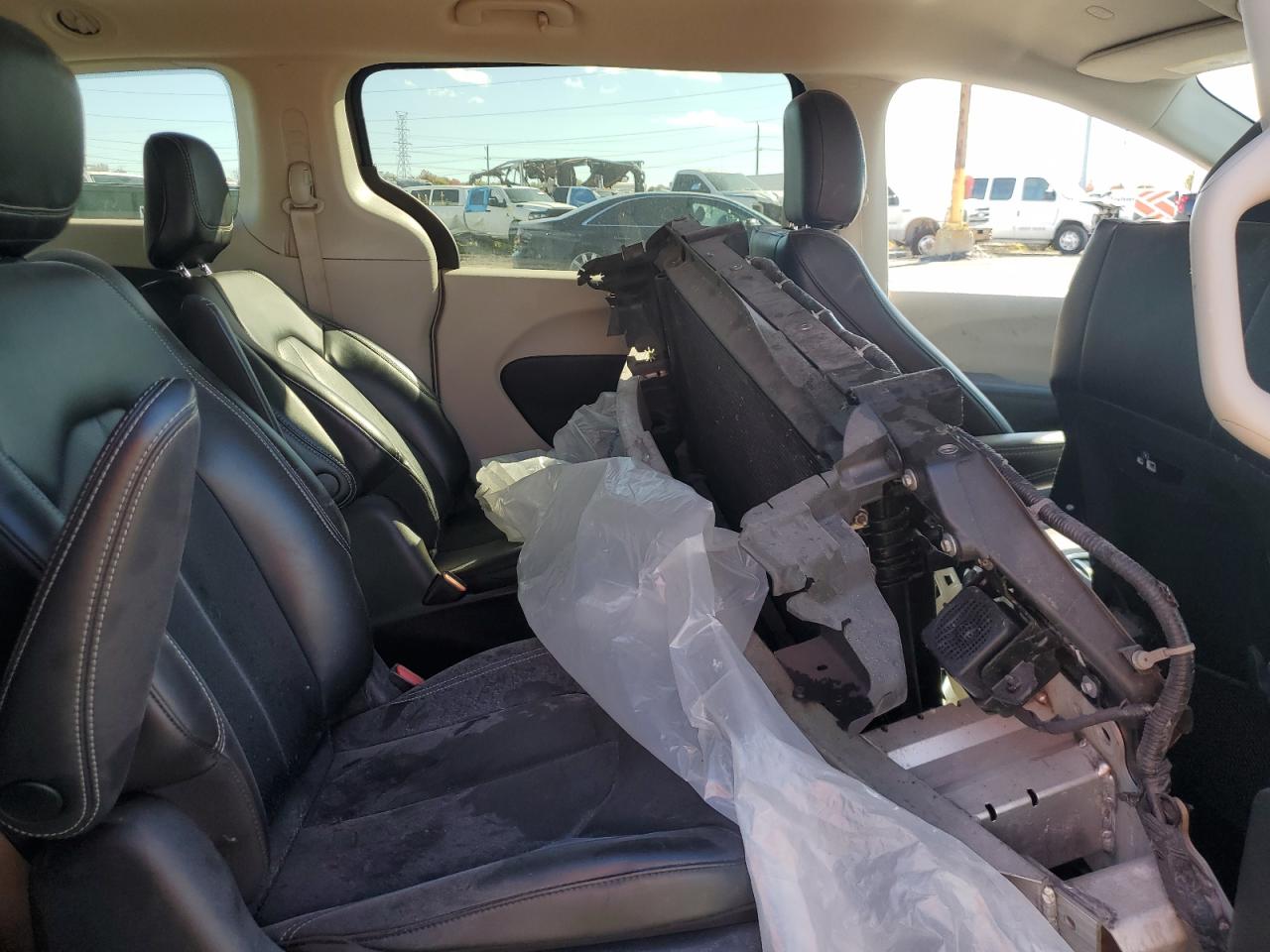 CHRYSLER PACIFICA HYBRID TOURING L