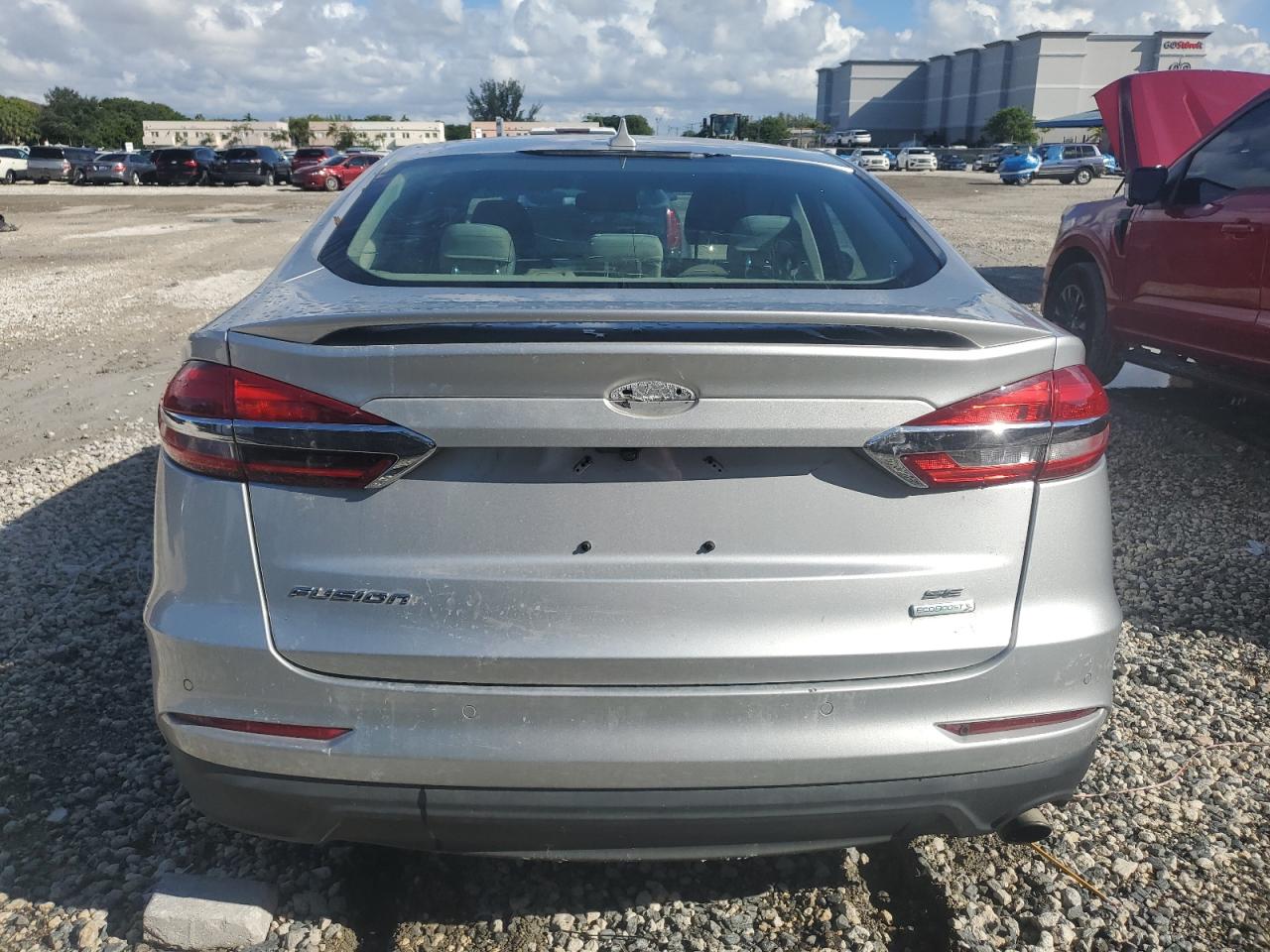 FORD FUSION SE