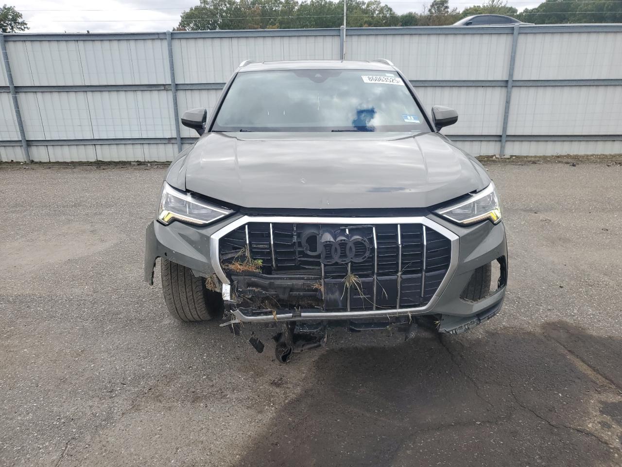 AUDI Q3 PREMIUM PLUS
