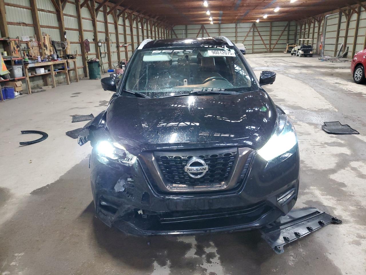 NISSAN KICKS S