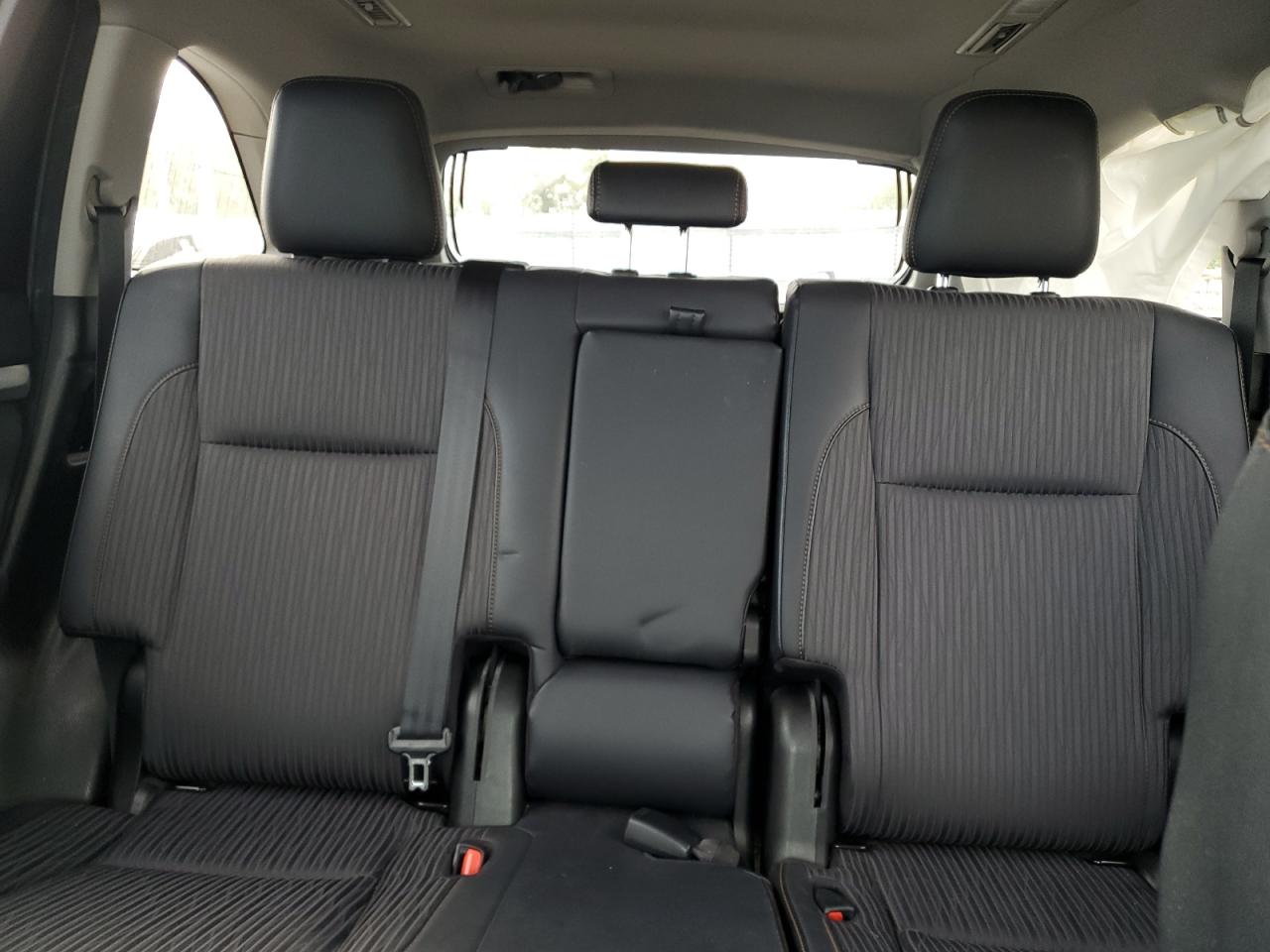 TOYOTA HIGHLANDER LE