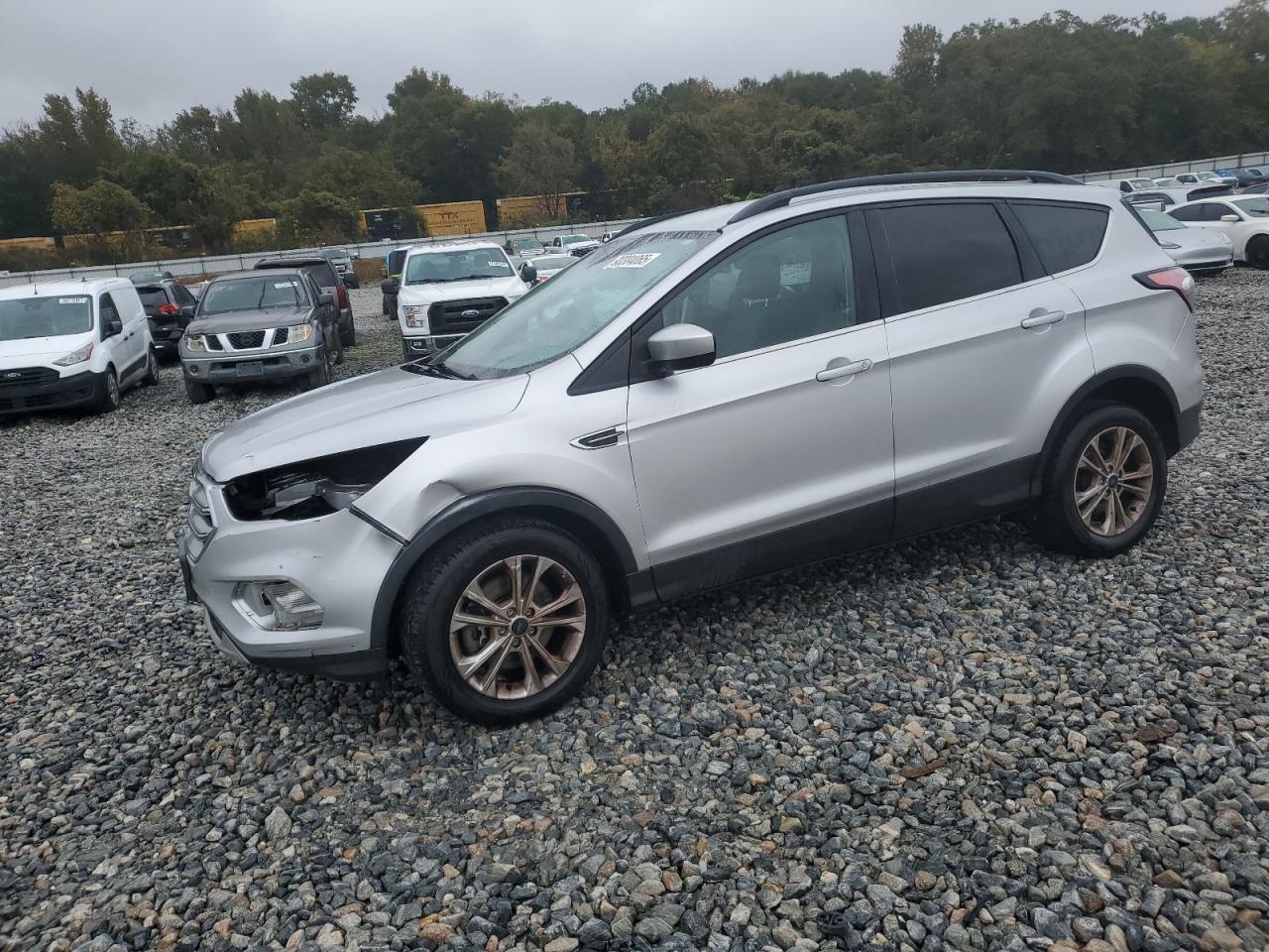 Lot #3296993813 2017 FORD ESCAPE SE