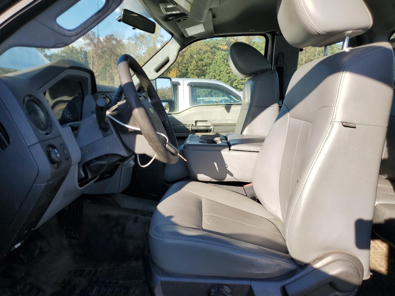 FORD F-250 SUPER DUTY