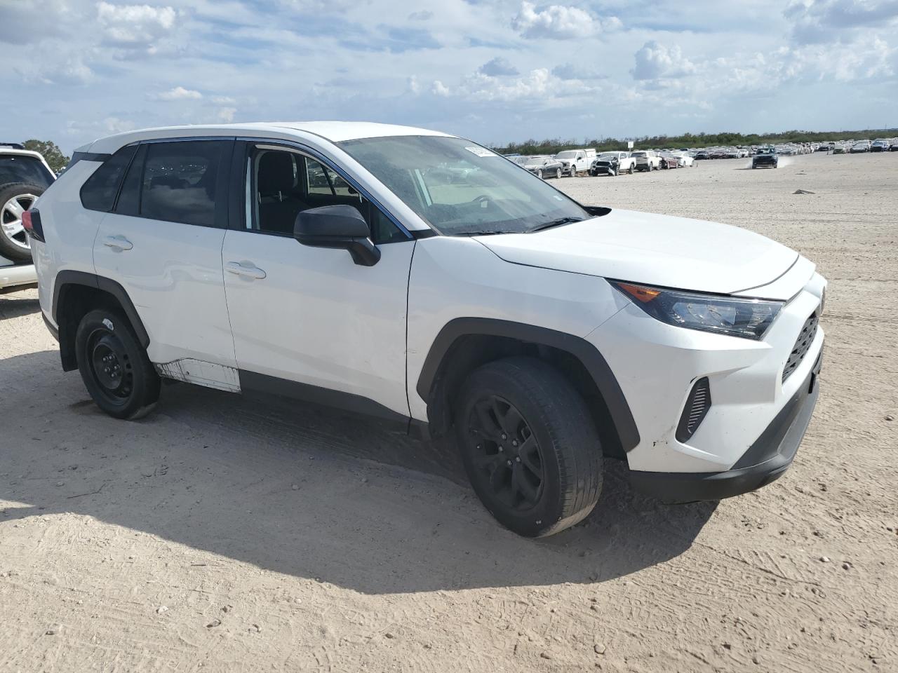 TOYOTA RAV4 LE