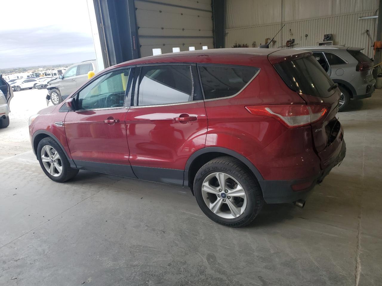 FORD ESCAPE SE