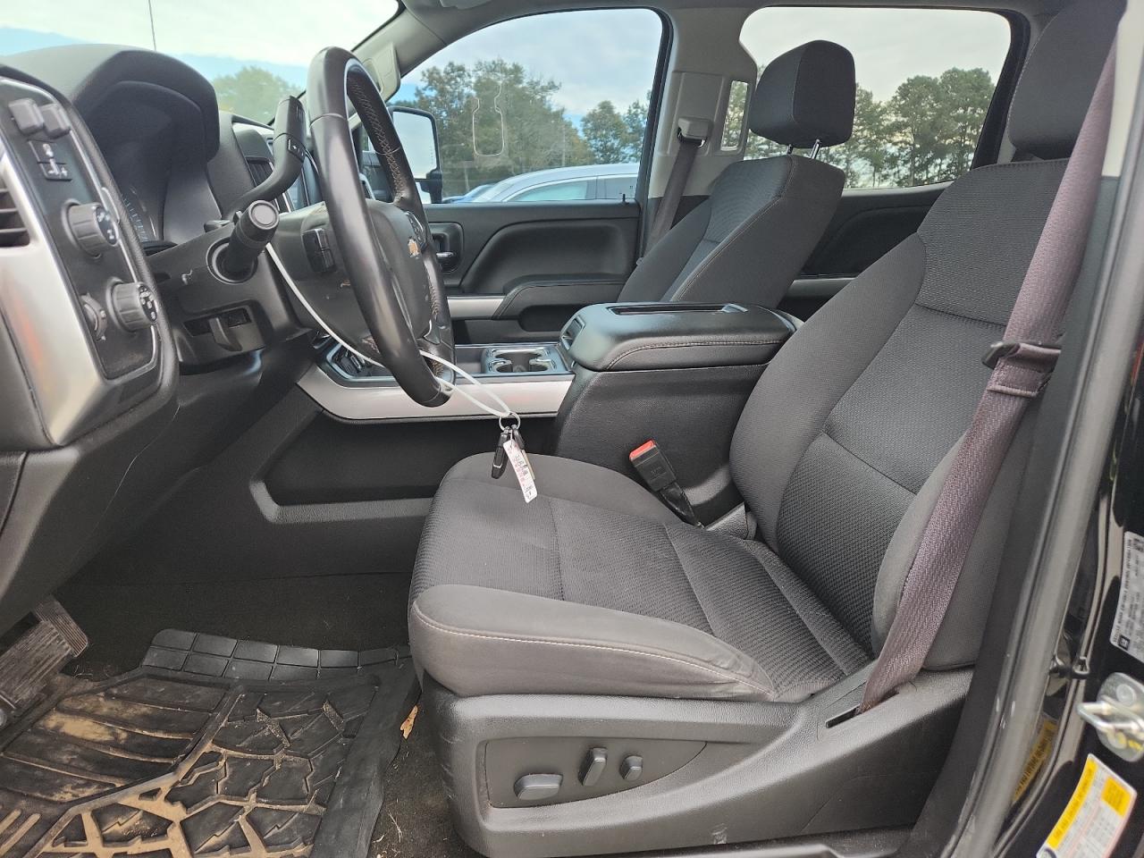 CHEVROLET SILVERADO K3500 LT