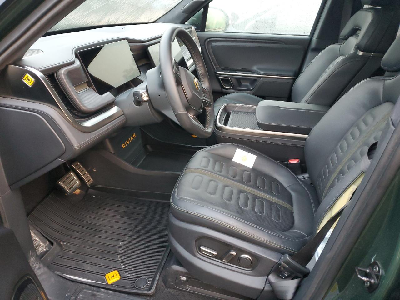 RIVIAN R1S LAUNCH EDITION