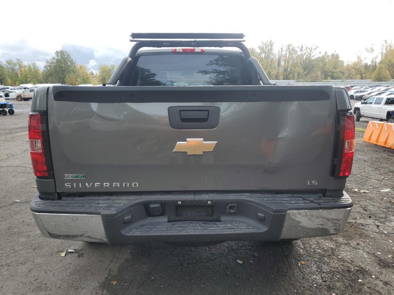 CHEVROLET SILVERADO K1500 LS