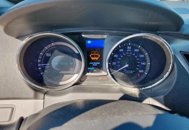 2015 HYUNDAI SONATA HYB KMHEC4A4XFA135622