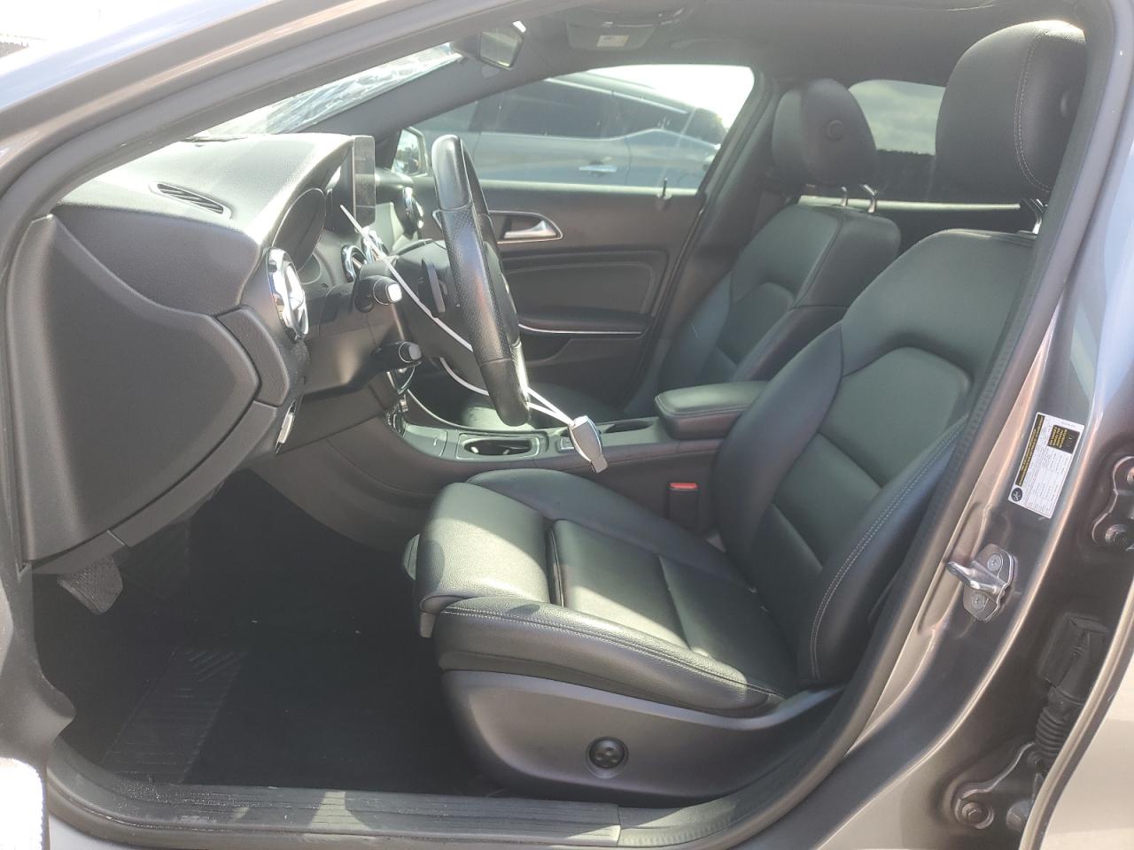 MERCEDES-BENZ GLA-CLASS 250