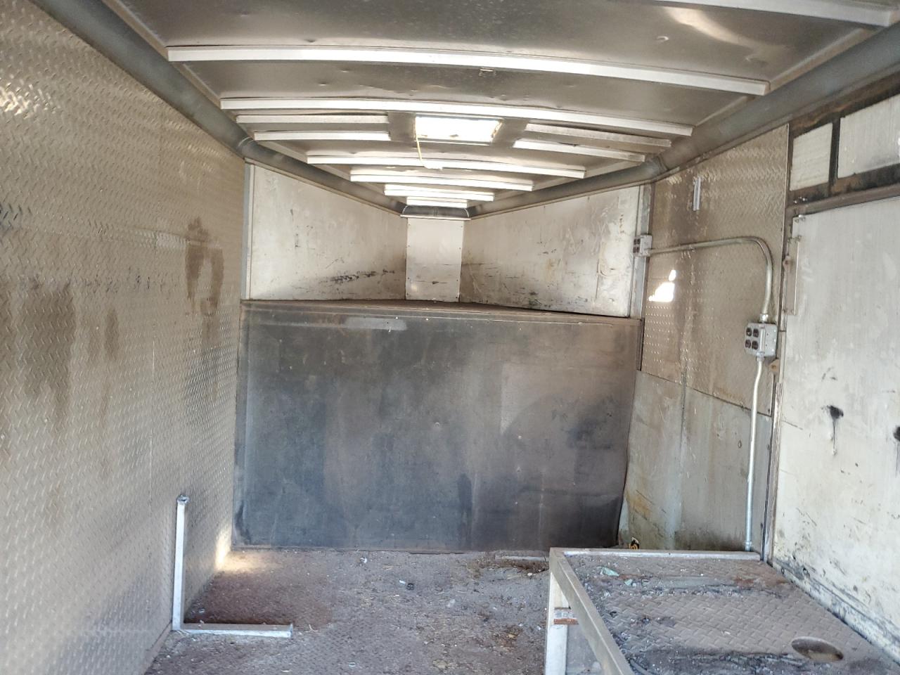 Lot #3315945080 2005 SUNDOWNER UNKNOWN