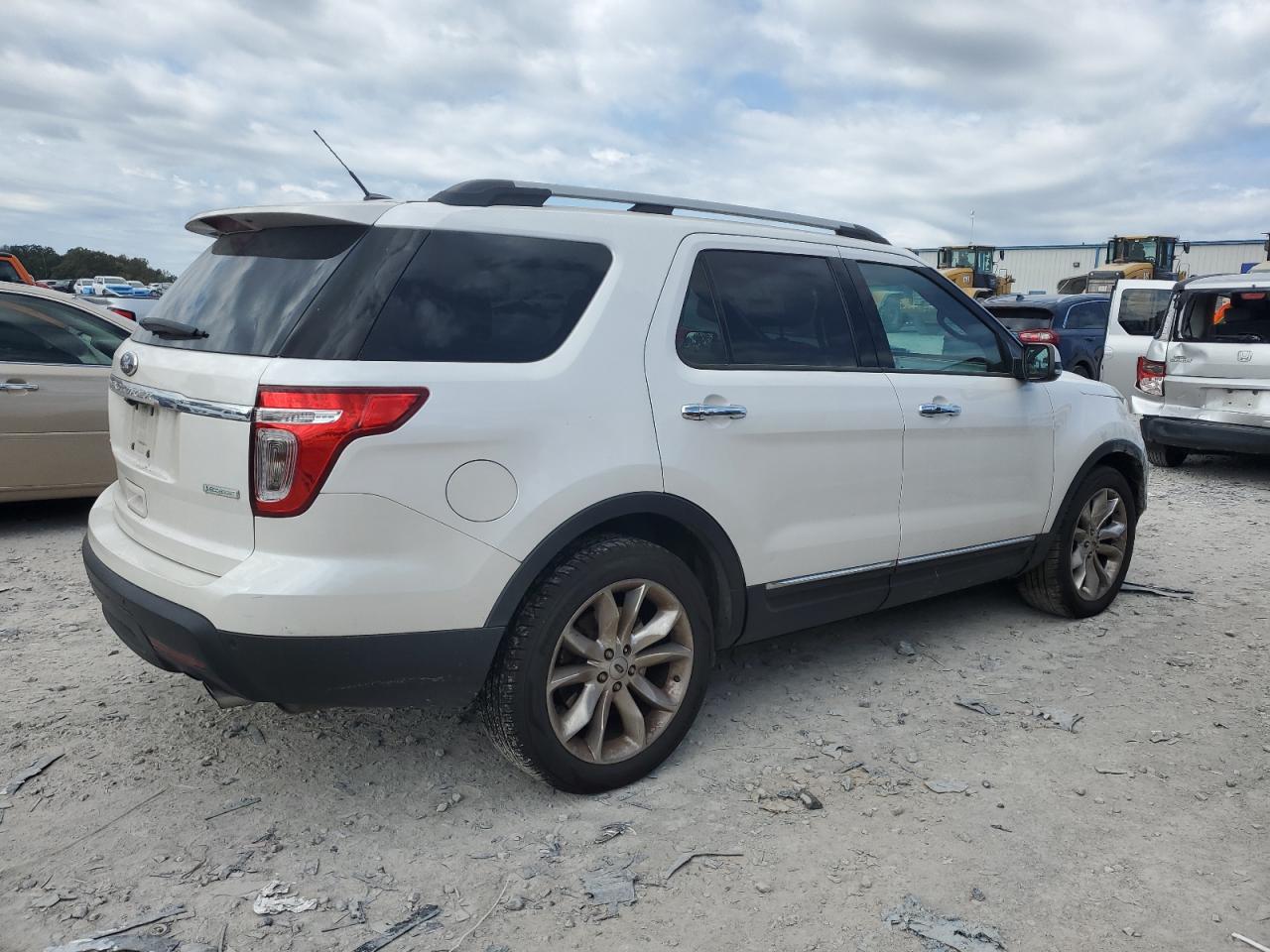 FORD EXPLORER LIMITED