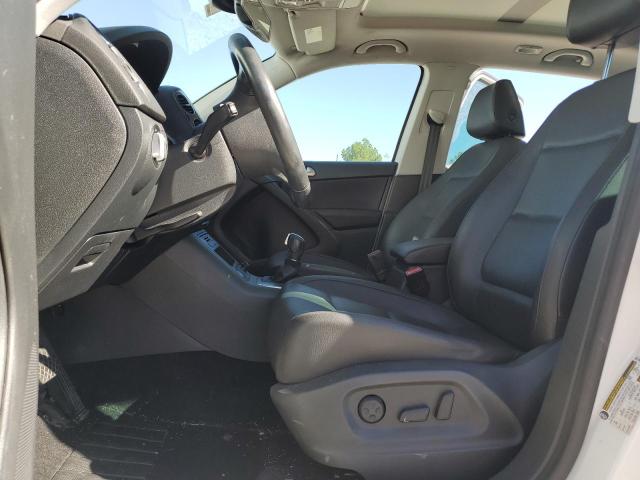 2016 VOLKSWAGEN TIGUAN S - WVGAV7AXXGW614955