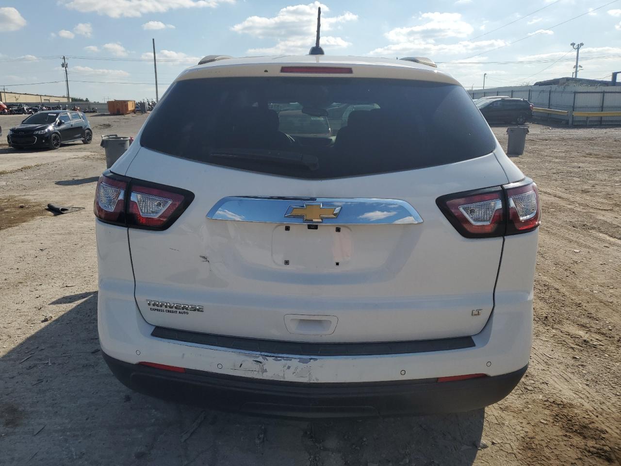 CHEVROLET TRAVERSE LT