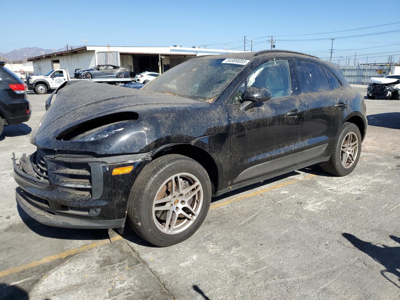 PORSCHE MACAN