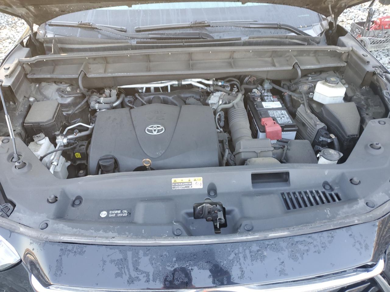 TOYOTA HIGHLANDER LIMITED