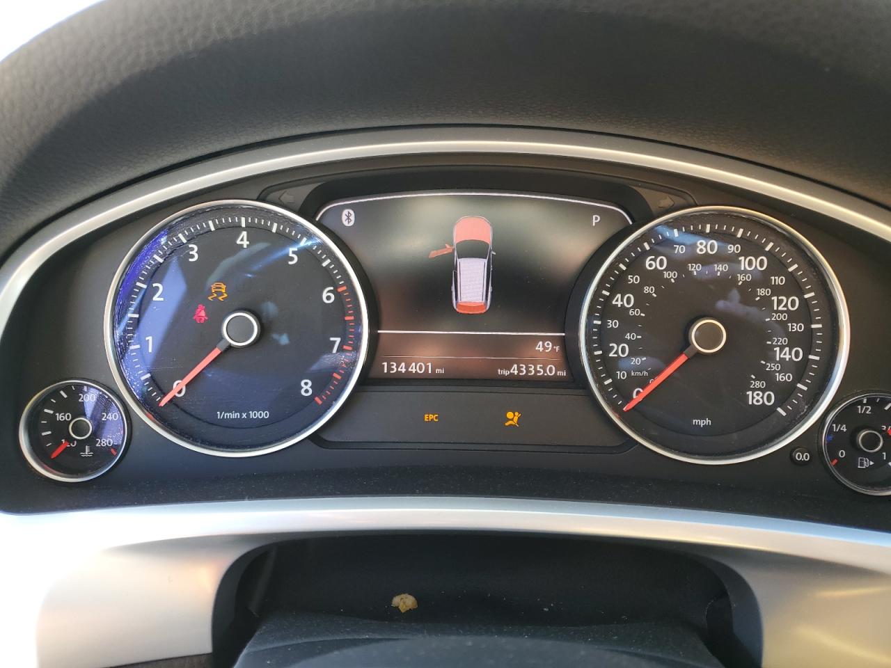 VOLKSWAGEN TOUAREG V6