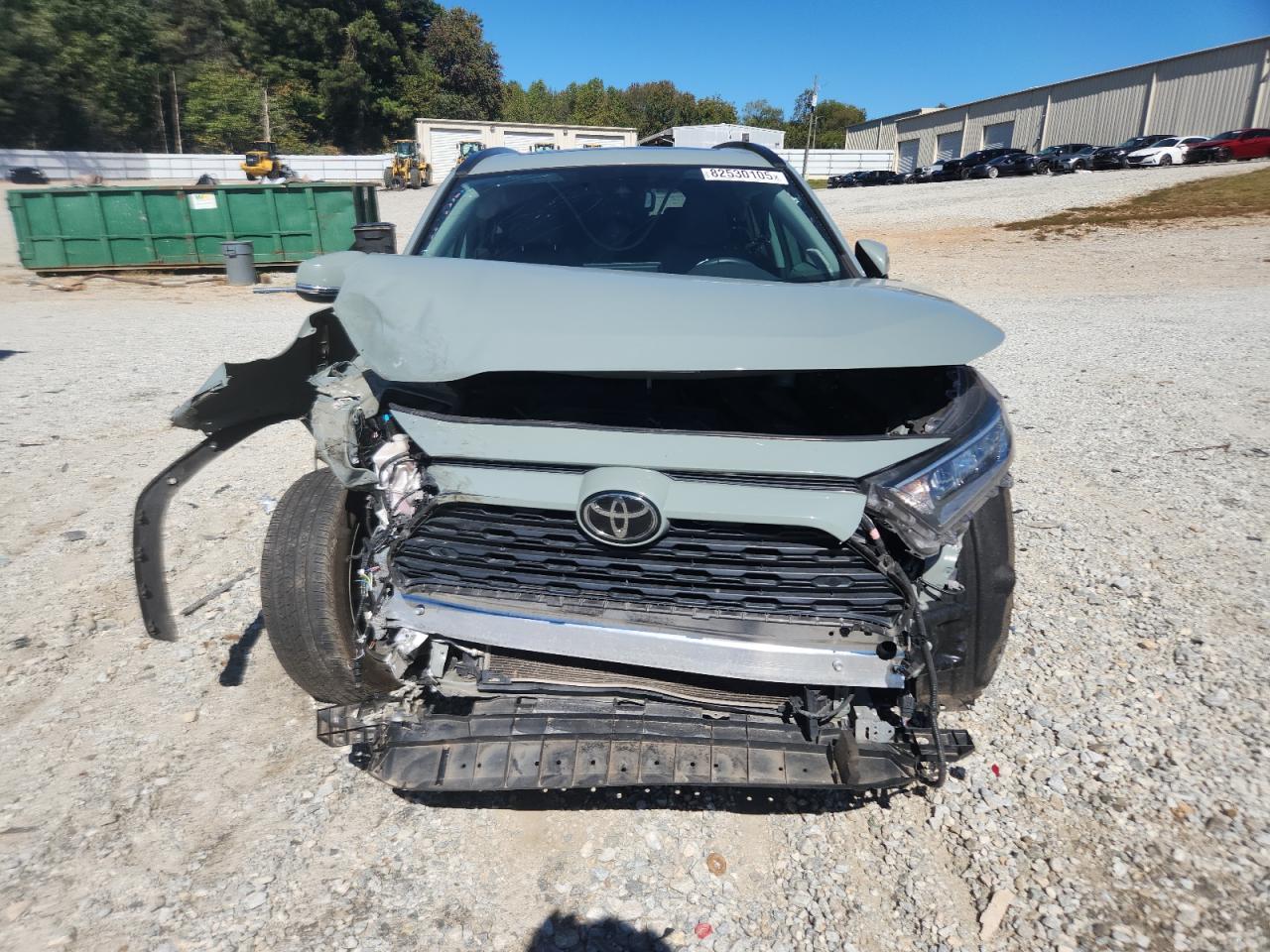 TOYOTA RAV4 XLE PREMIUM