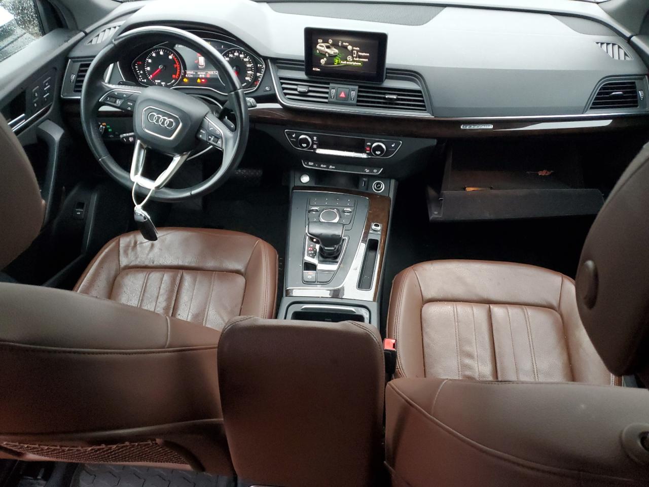 AUDI Q5 PREMIUM