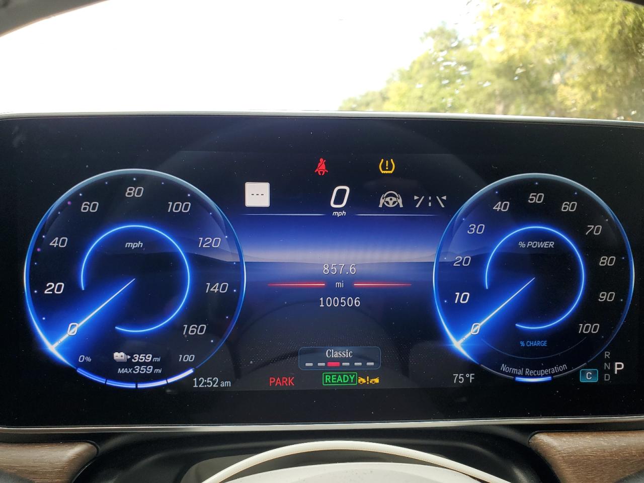 MERCEDES-BENZ EQS 450+