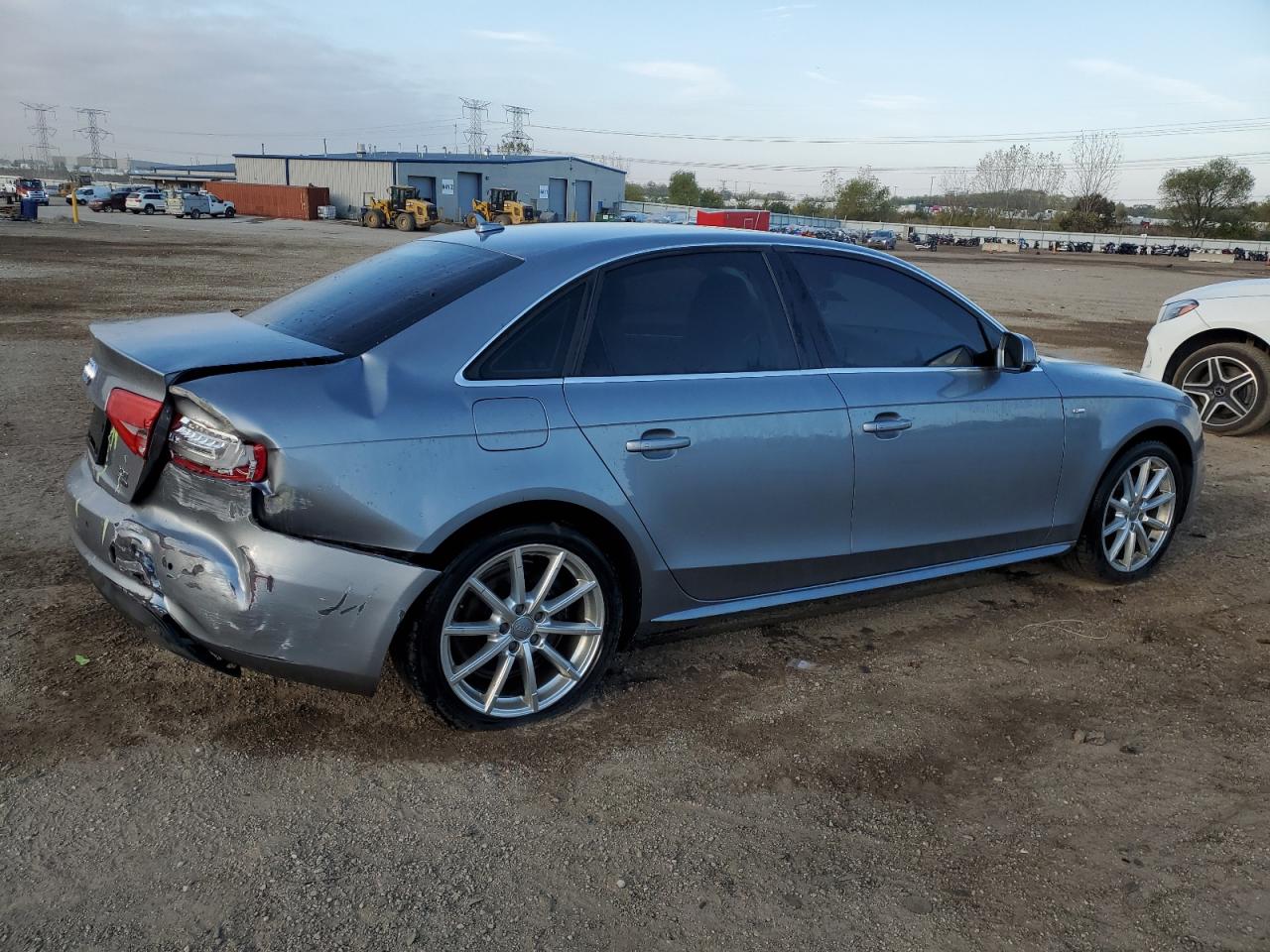 AUDI A4 PREMIUM PLUS S-LINE