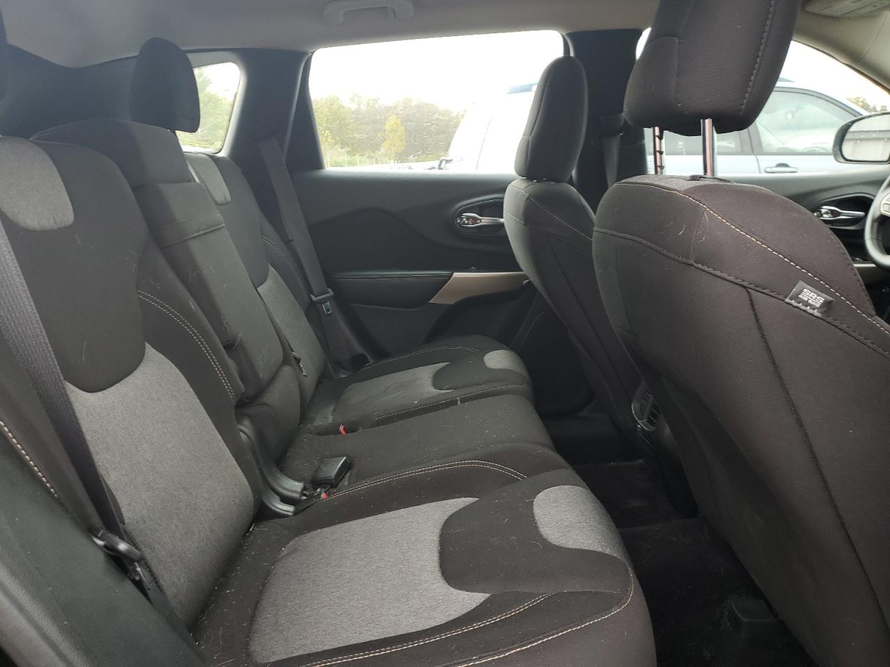 JEEP GRAND CHEROKEE SPORT