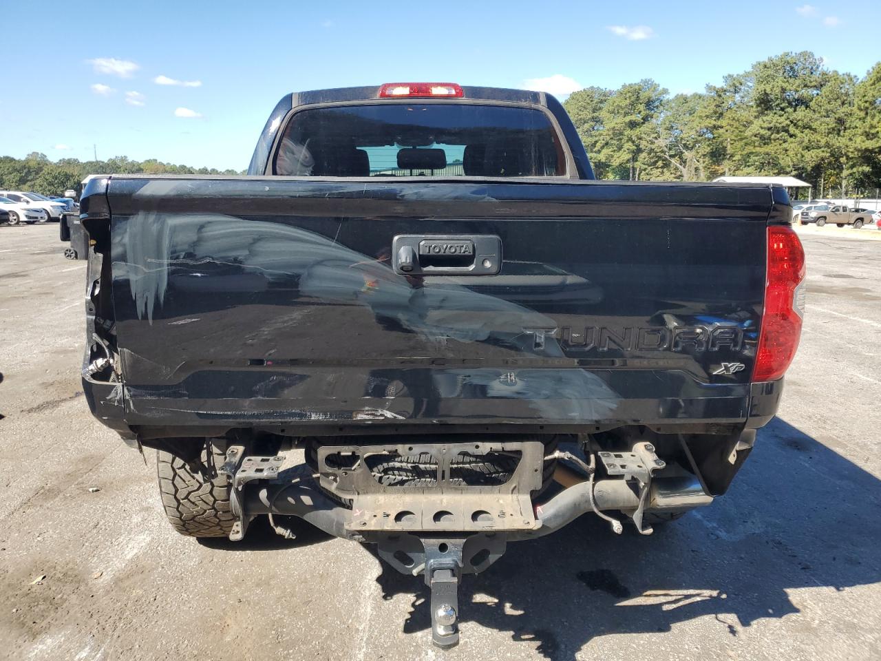 TOYOTA TUNDRA CREWMAX SR5