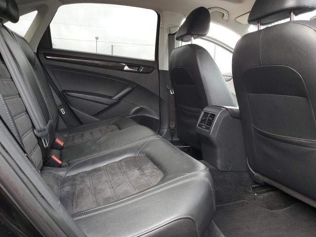 2015 VOLKSWAGEN PASSAT SEL 1VWCV7A32FC118281