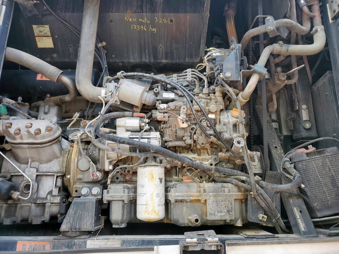 Lot #3287591029 2012 UTIL VS2RA