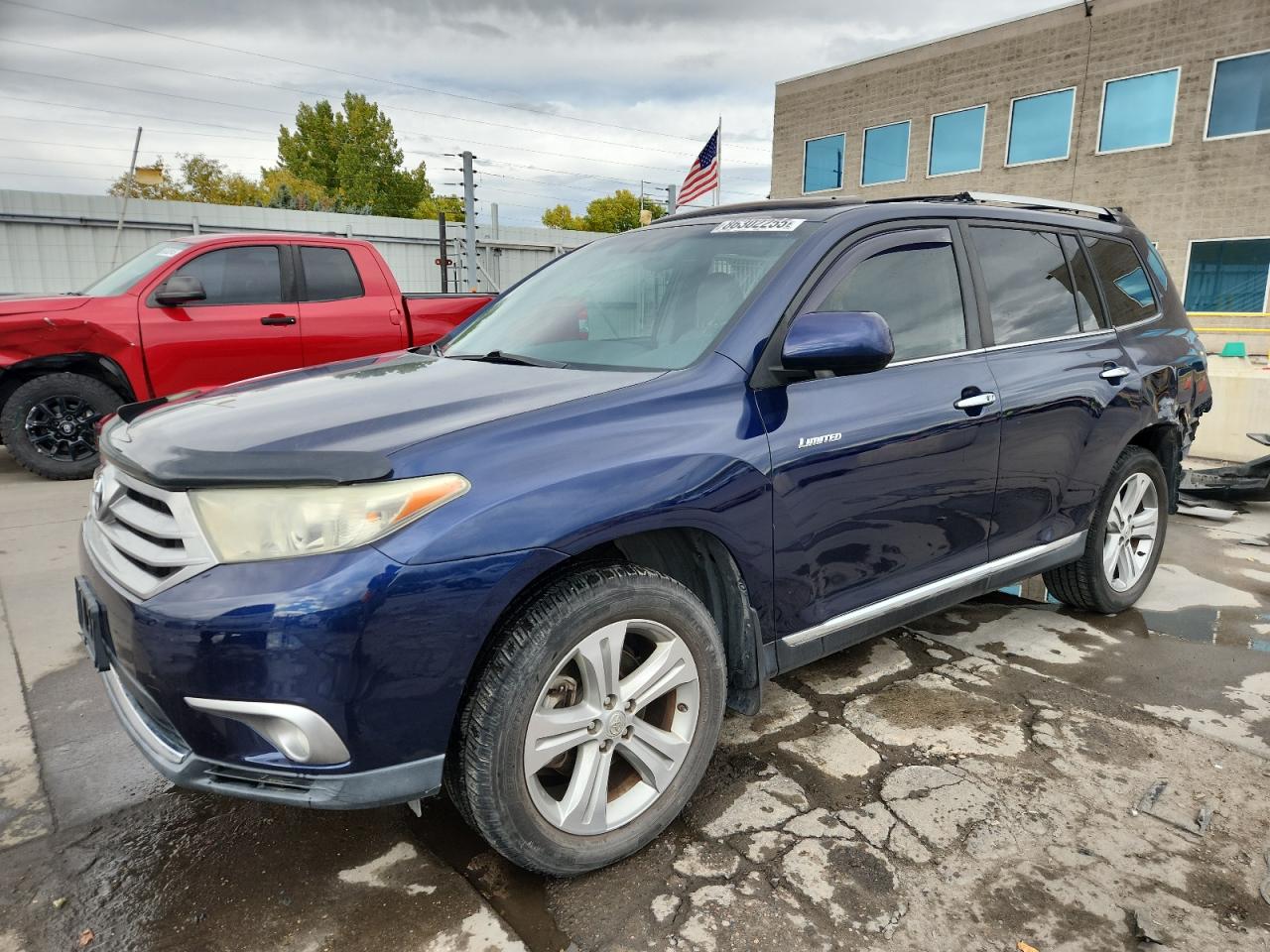 TOYOTA HIGHLANDER LIMITED