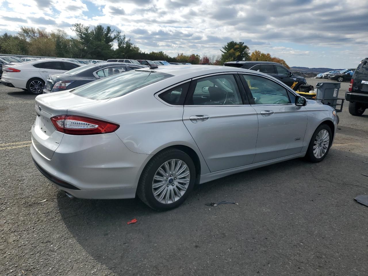 FORD FUSION SE PHEV