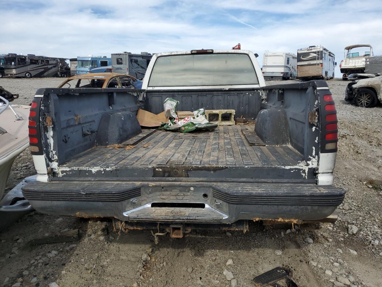 Lot #3280562314 1994 CHEVROLET GMT-400 C3