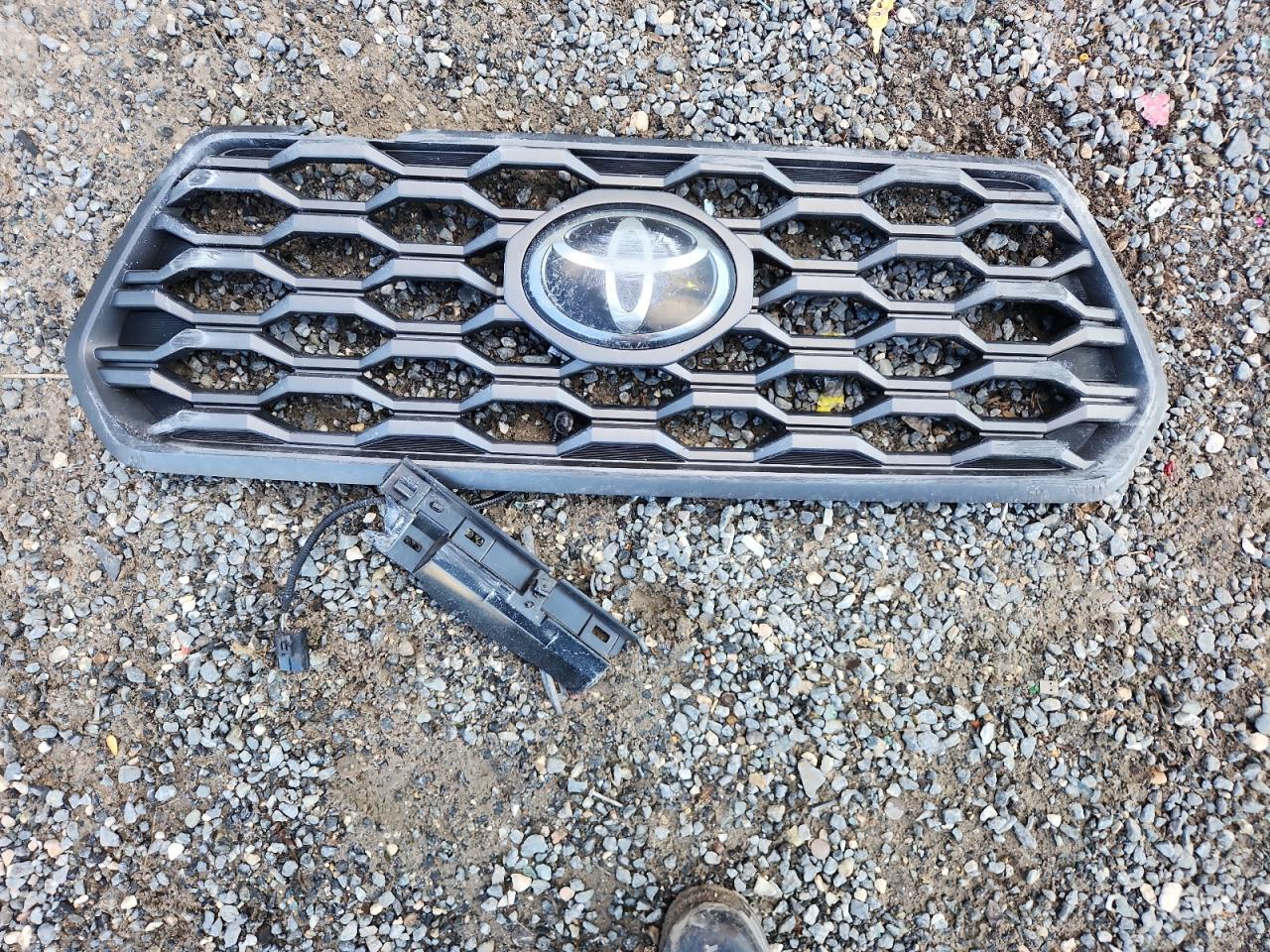 TOYOTA TACOMA DOUBLE CAB