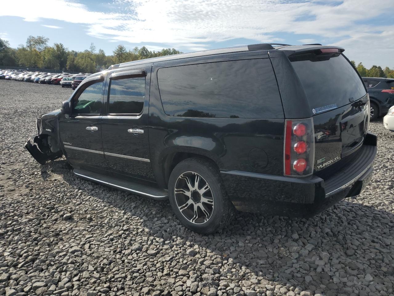 GMC YUKON DENALI