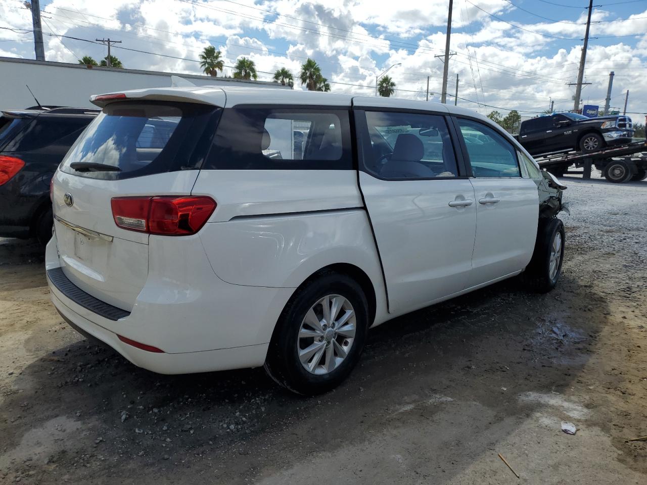 KIA SEDONA L