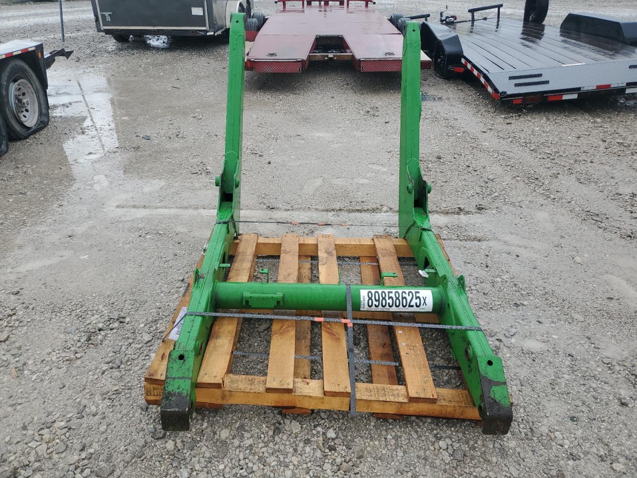 Lot #3276981160 2022 JOHN DEERE 520M