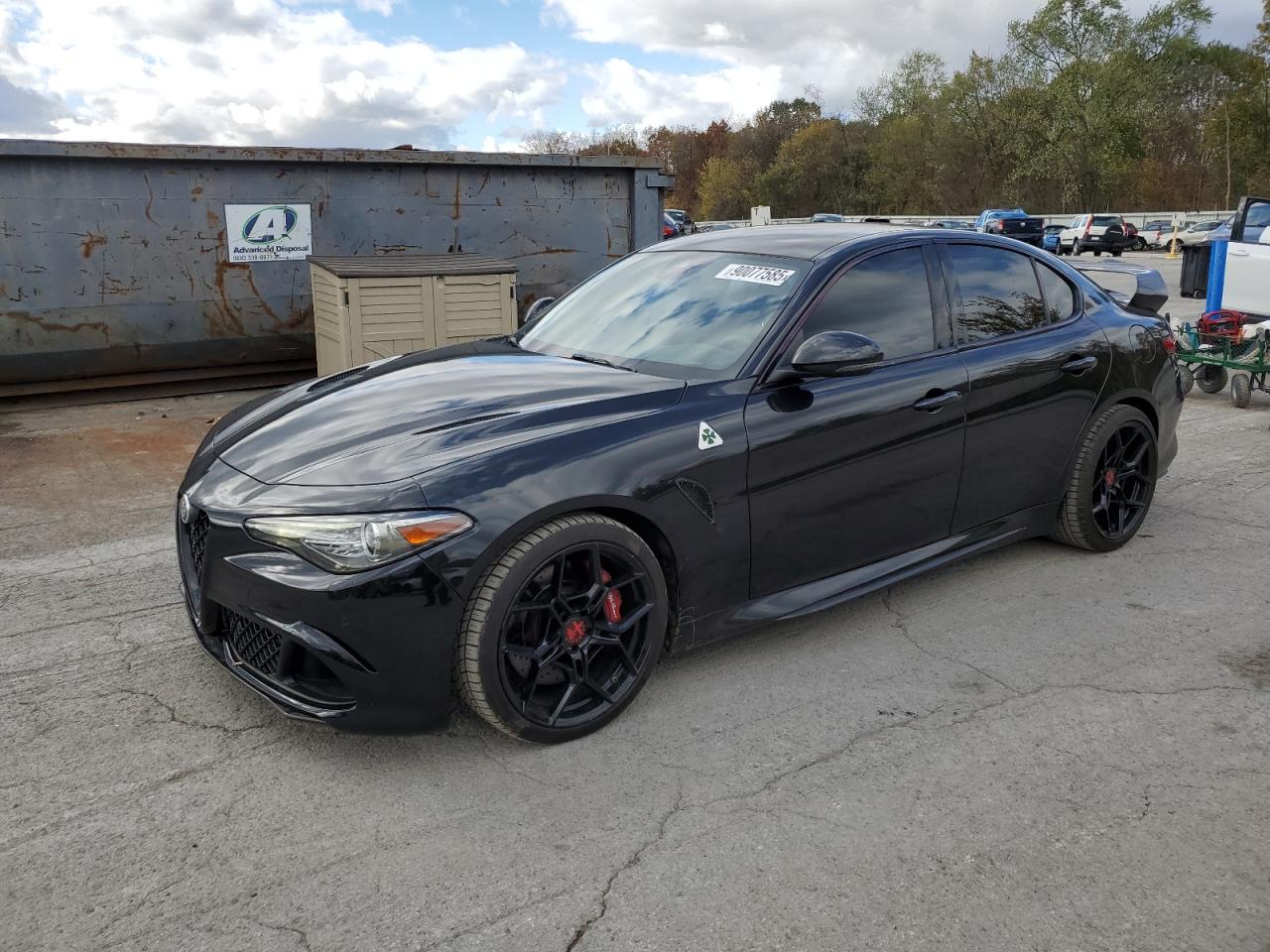 ALFA ROMEO GIULIA QUADRIFOGLIO