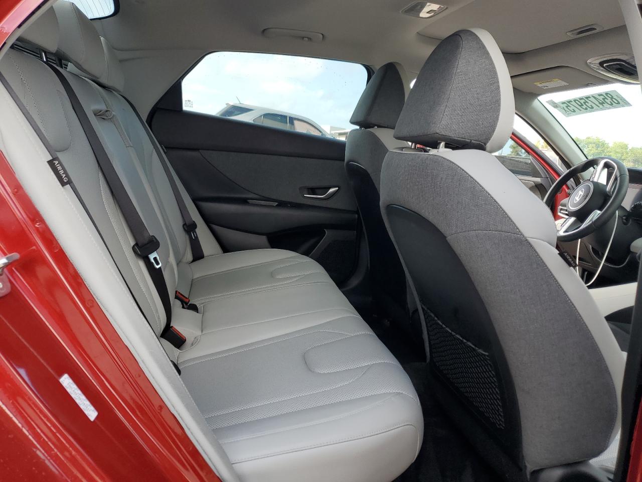 HYUNDAI ELANTRA LIMITED