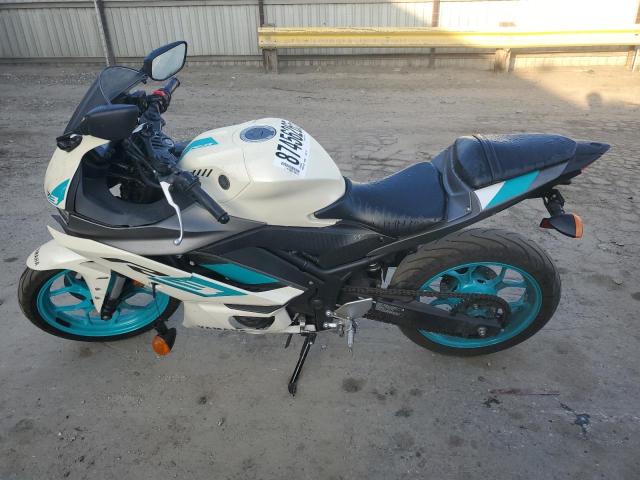 2024 YAMAHA YZFR3 A #3309649938