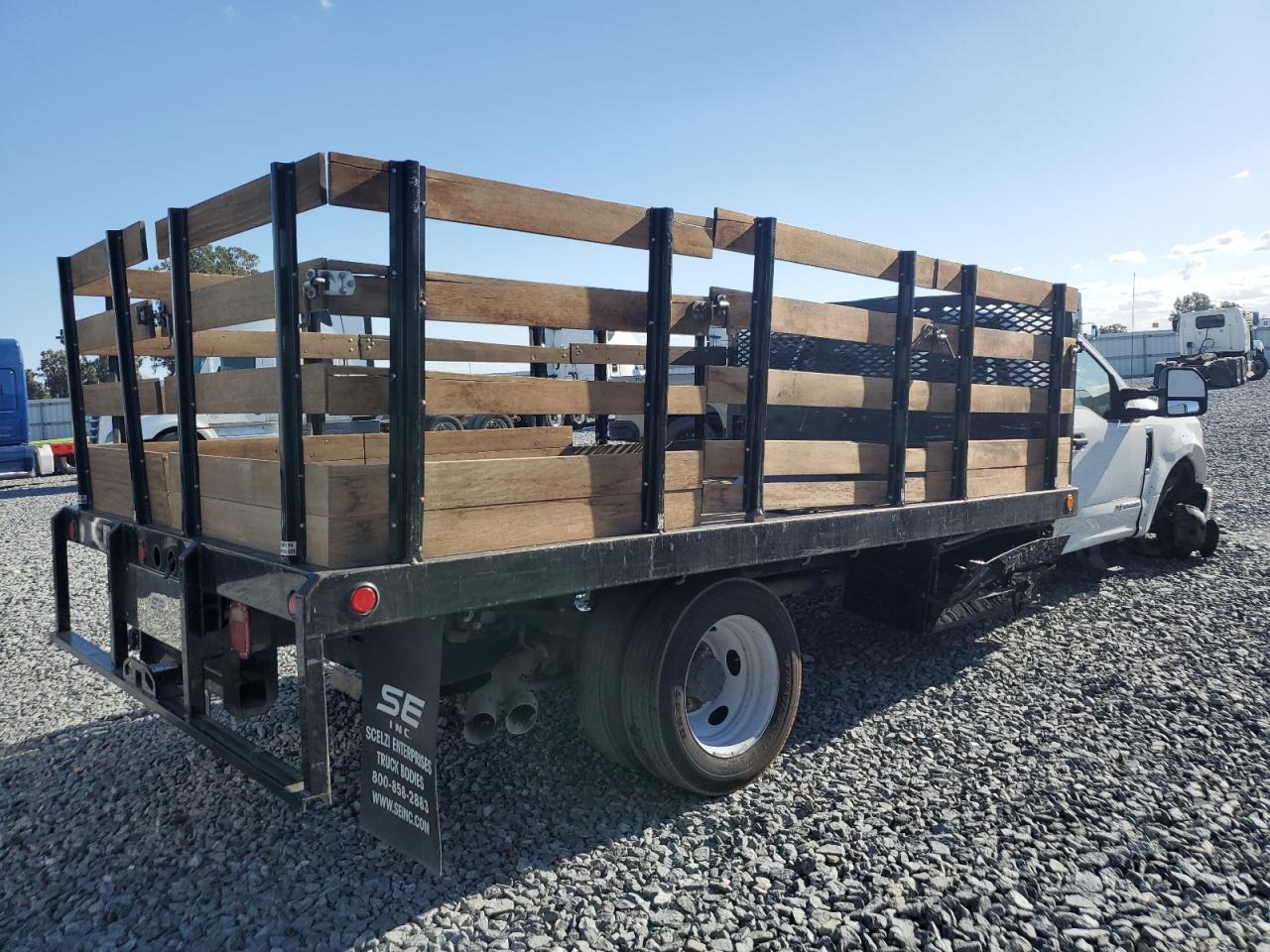 FORD F-550 SUPER DUTY