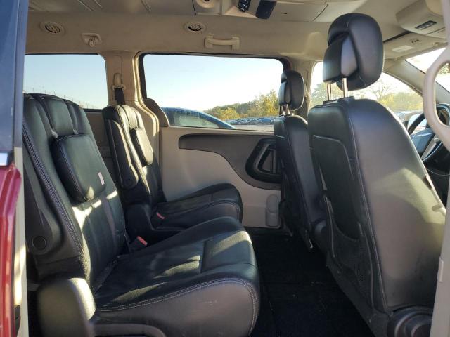 2016 CHRYSLER TOWN & COU 2C4RC1BGXGR246486