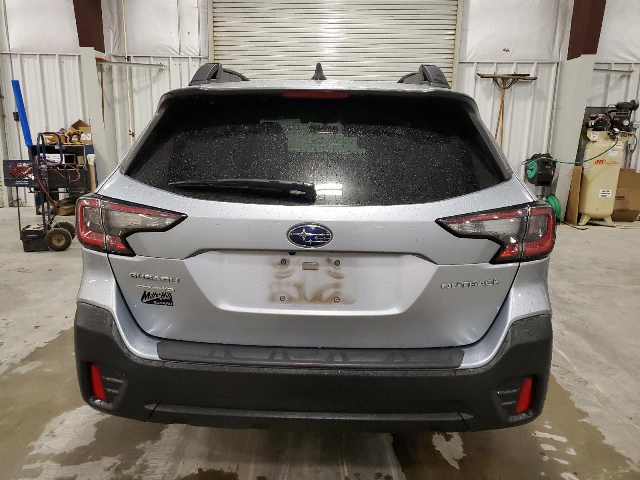 SUBARU OUTBACK PREMIUM