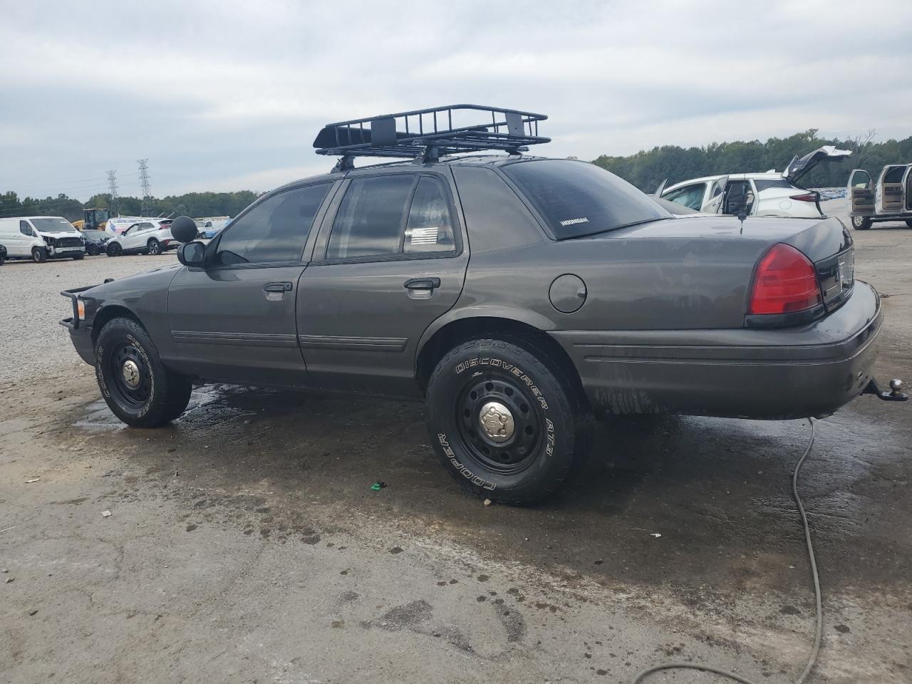 FORD CROWN VICTORIA POLICE INTERCEPTOR