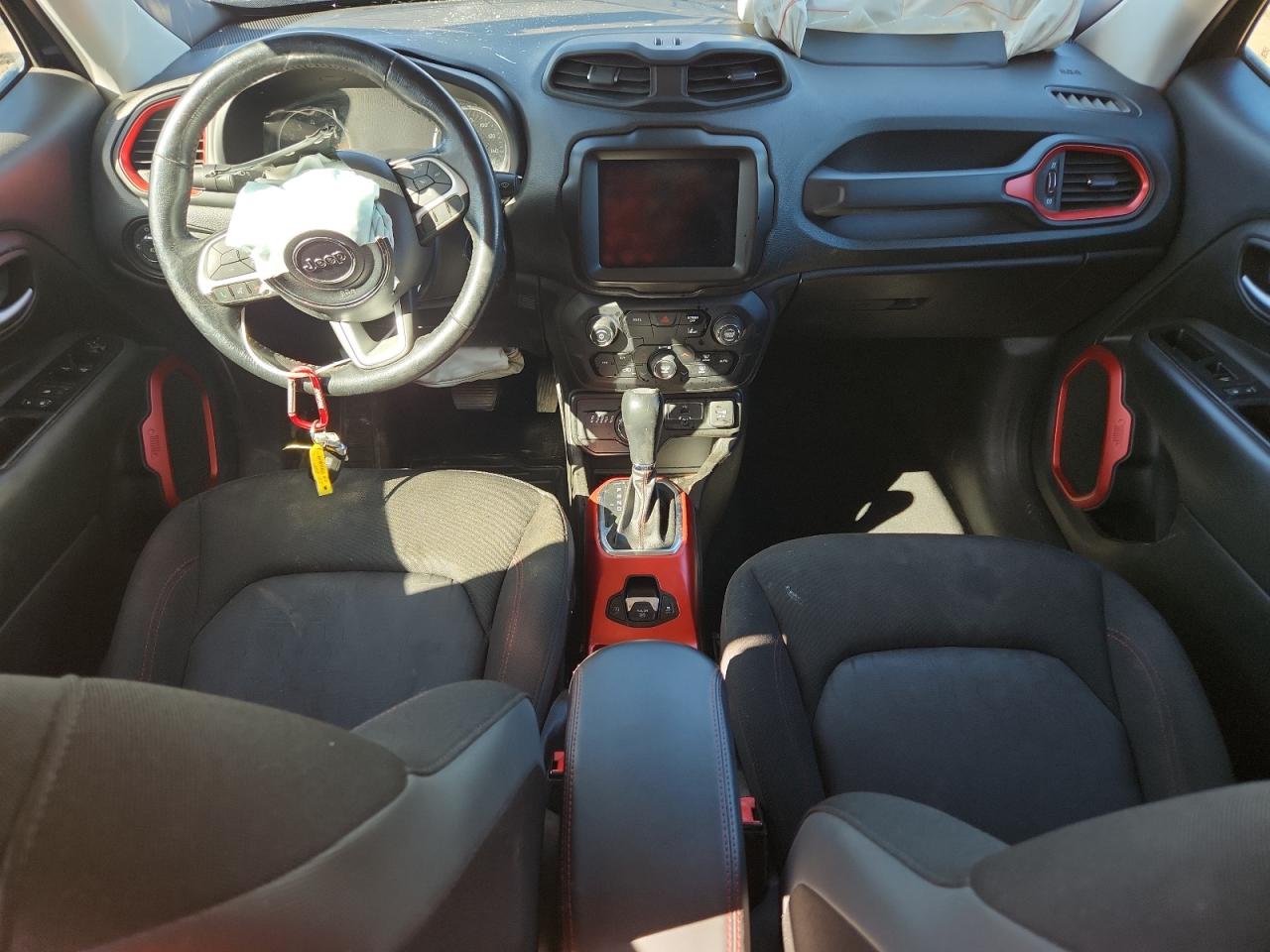 JEEP RENEGADE TRAILHAWK