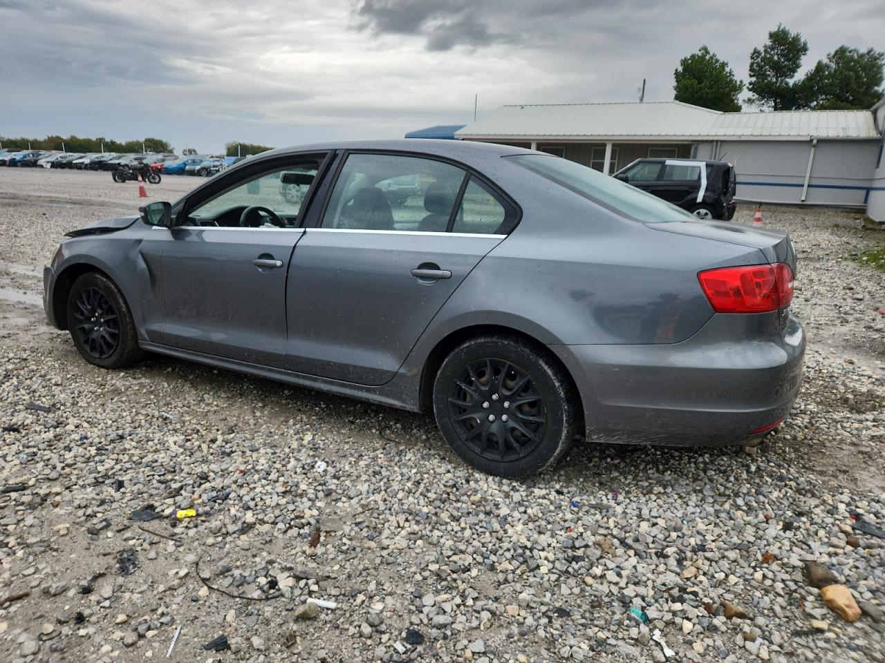 VOLKSWAGEN JETTA SE