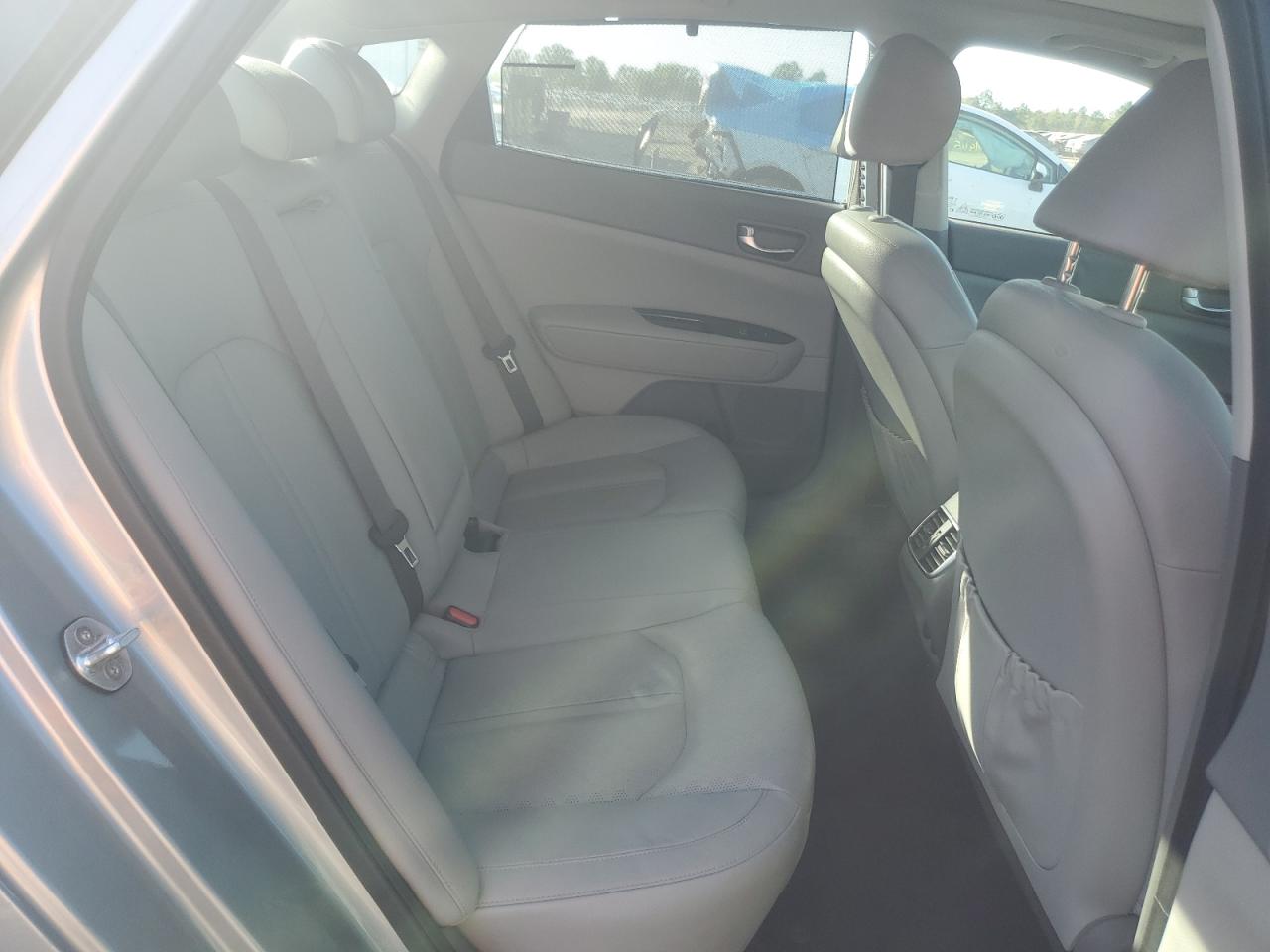 KIA OPTIMA PLUG-IN HYBRID