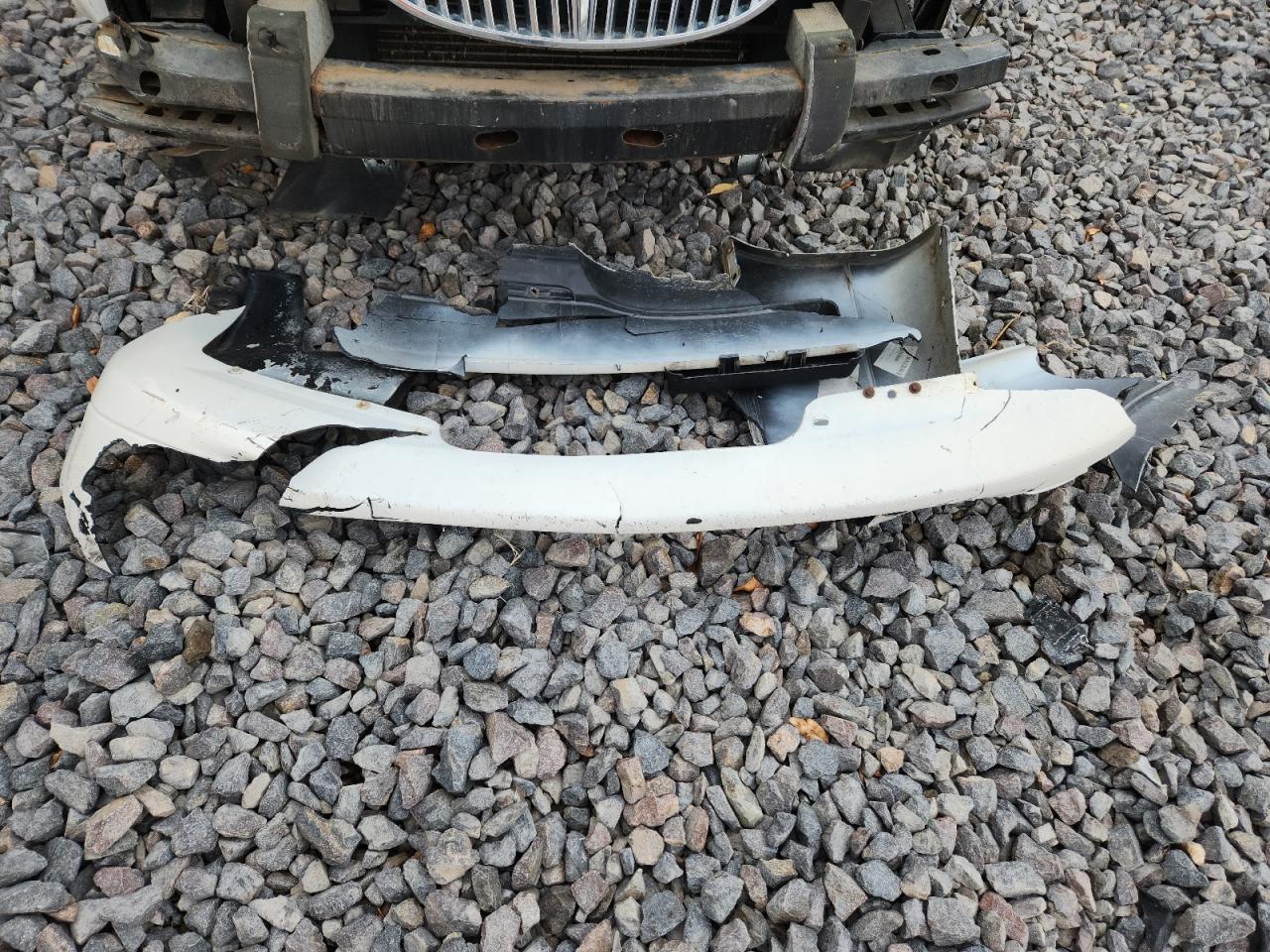 Lot #3284924947 2002 LINCOLN TOWN CAR S